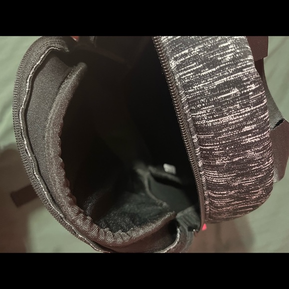 NEW white and black mini backpack! SHIPS ASAP - Picture 5 of 5